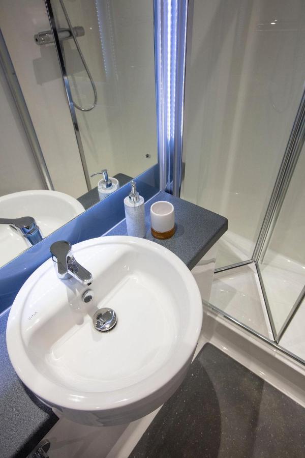 Apartment Spacious Studios And Ensuites At Caledon Court In Aberdeen
