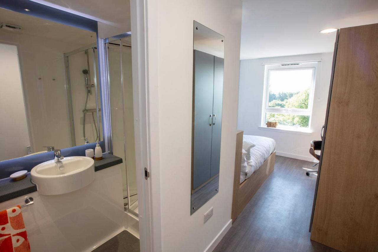 Spacious Studios And Ensuites At Caledon Court In Aberdeen *