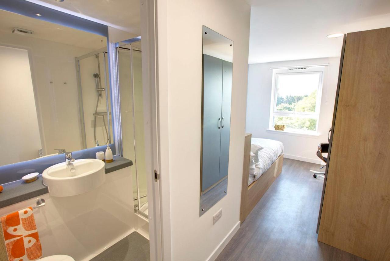 Apartment Spacious Studios And Ensuites At Caledon Court In Aberdeen *