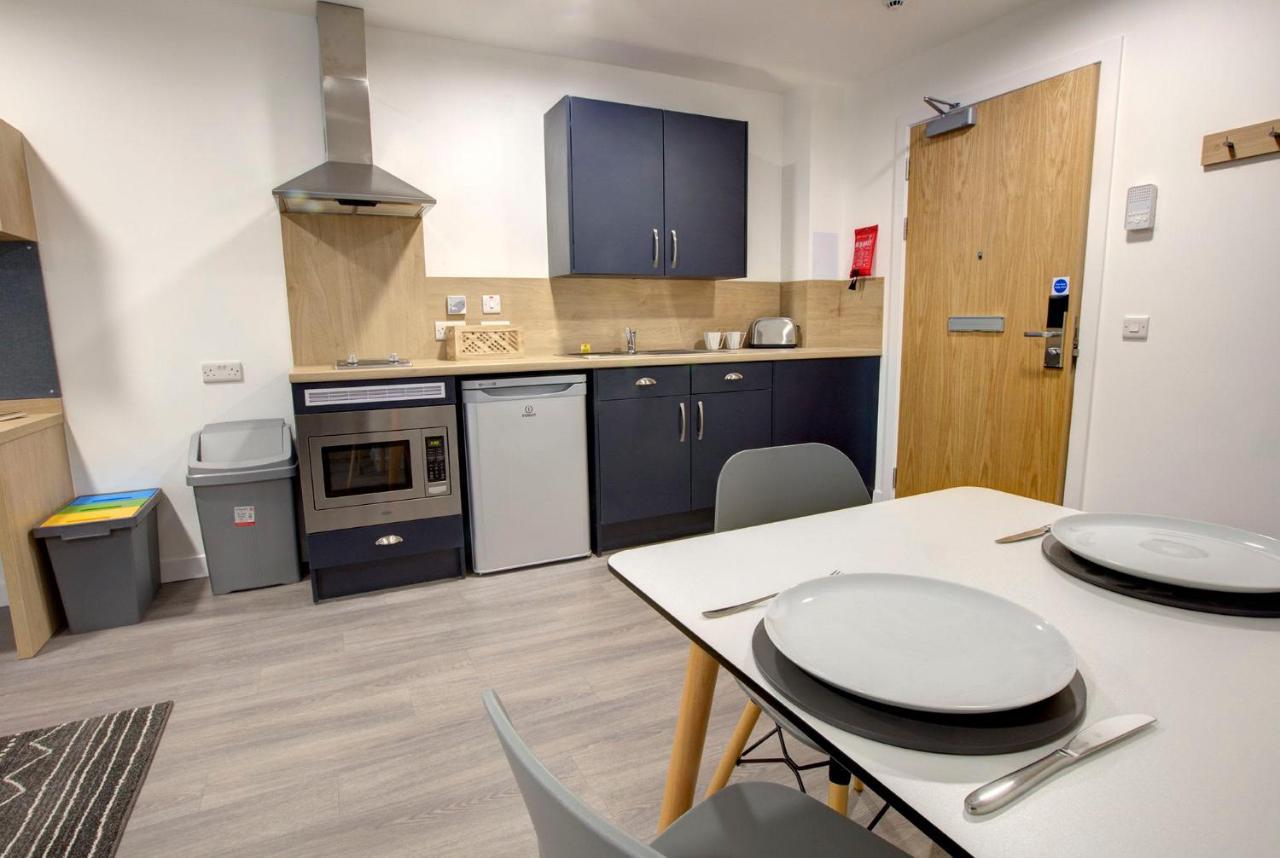 Apartment Spacious Studios And Ensuites At Caledon Court In Aberdeen *