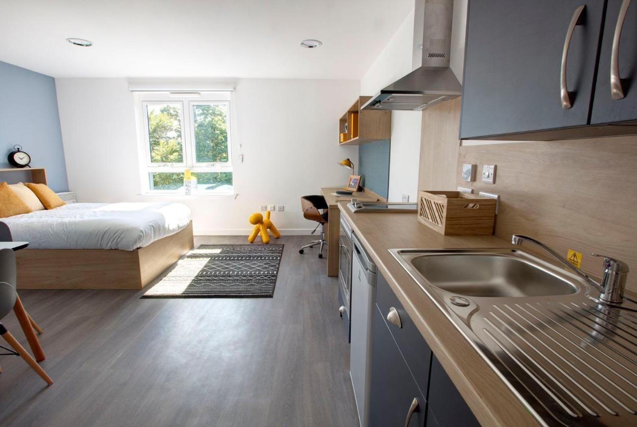 Spacious Studios And Ensuites At Caledon Court In Aberdeen Apartment Aberdeen