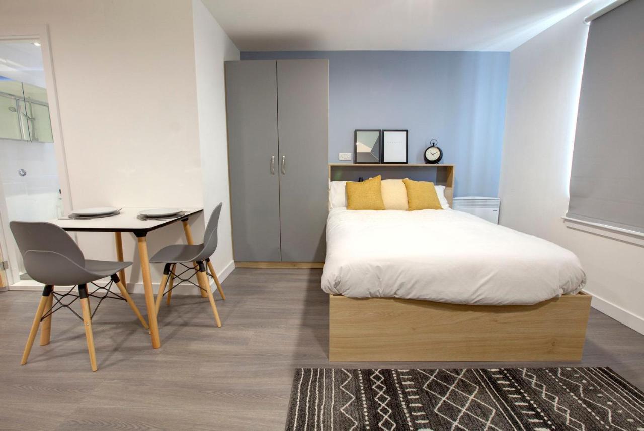 Apartment Spacious Studios And Ensuites At Caledon Court In Aberdeen *